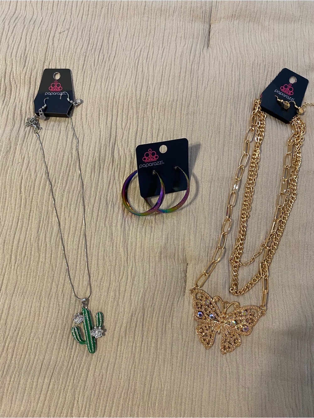 Bundle up paparazzi Green Cactus Pendant Necklace with Rhinestone Blooms
